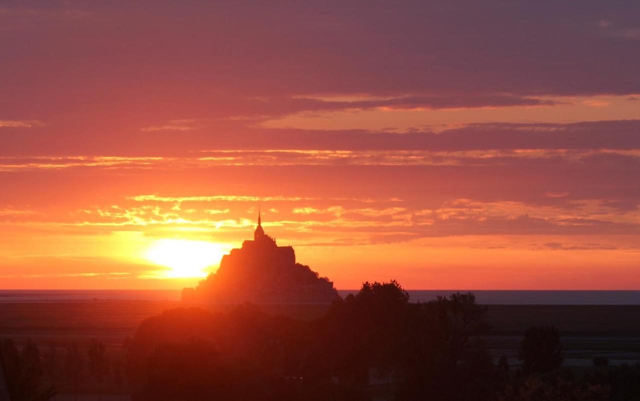 Les Agapanthes Bed & Breakfast Huisnes-sur-Mer Eksteriør bilde