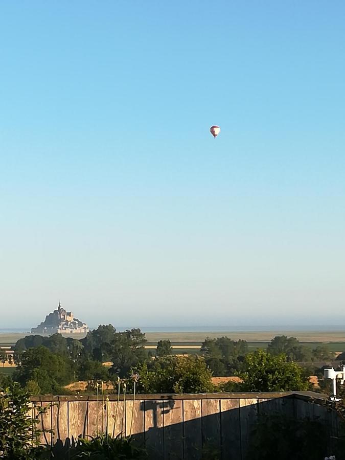 Les Agapanthes Bed & Breakfast Huisnes-sur-Mer Eksteriør bilde